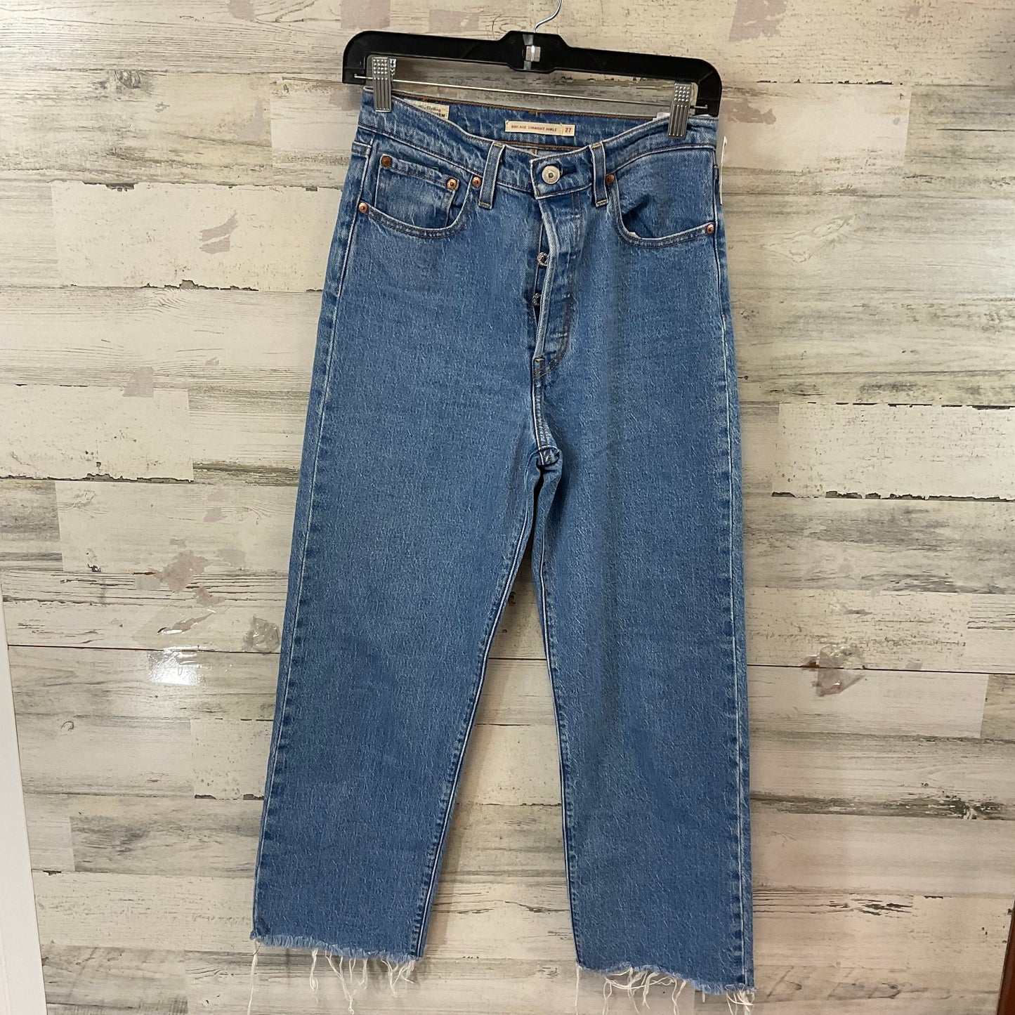 Jeans Straight By Levis In Blue, Size: 4