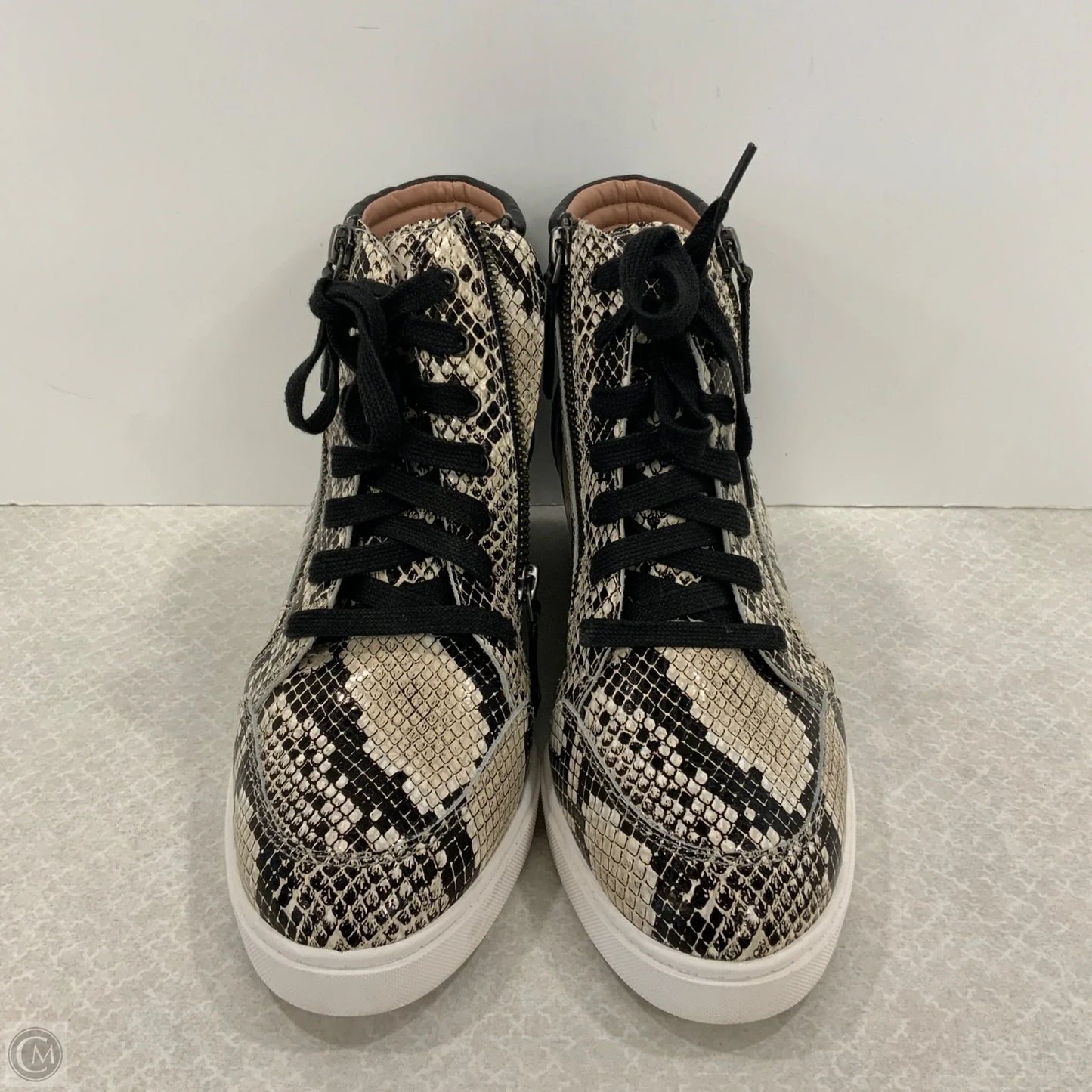 Shoes Sneakers By L. Paolo In Black, Size: 9.5