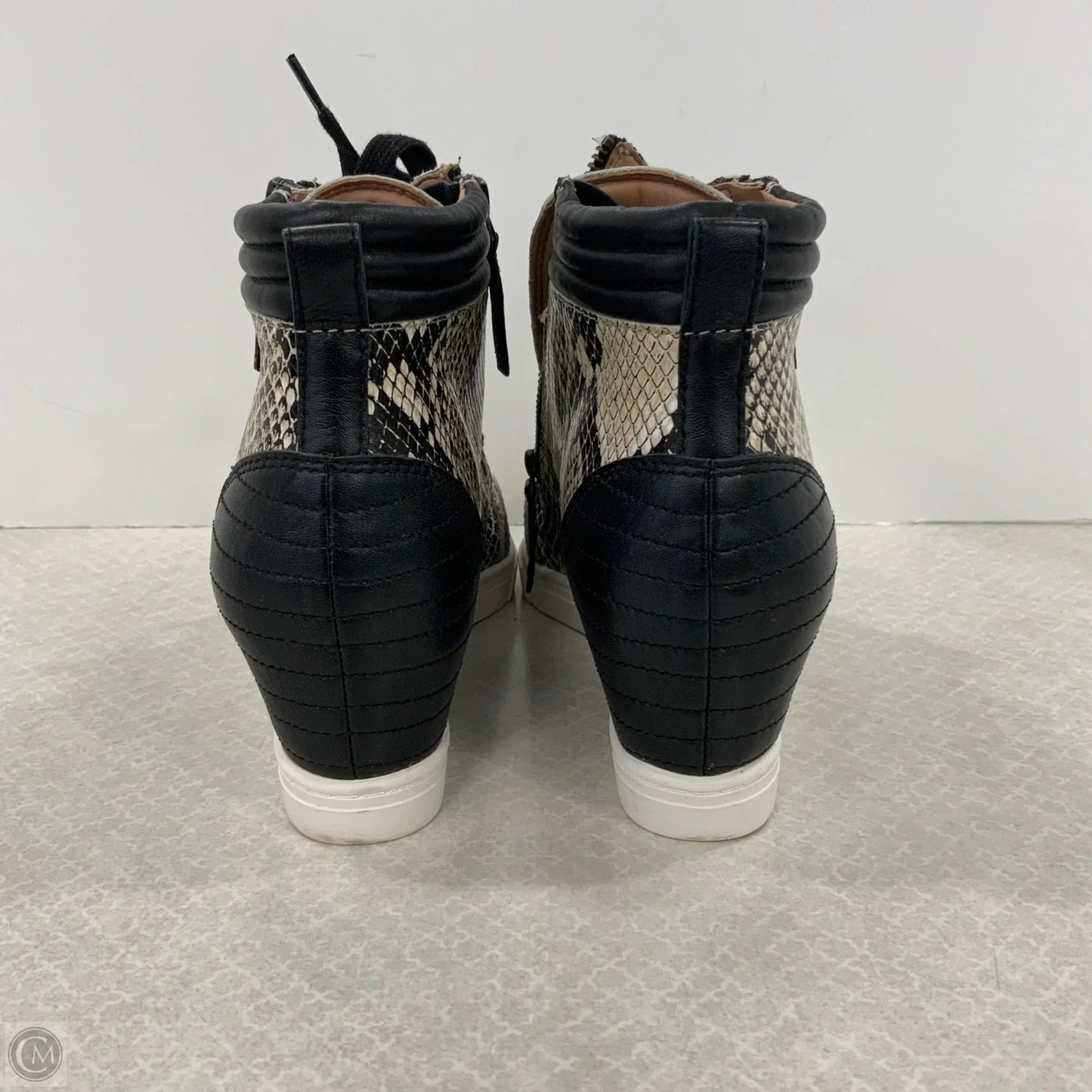 Shoes Sneakers By L. Paolo In Black, Size: 9.5