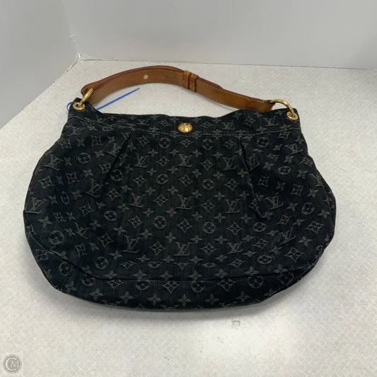Handbag Designer By Louis Vuitton, Size: Large