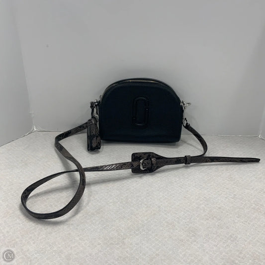 Crossbody Luxury Designer By Marc Jacobs, Size: Medium