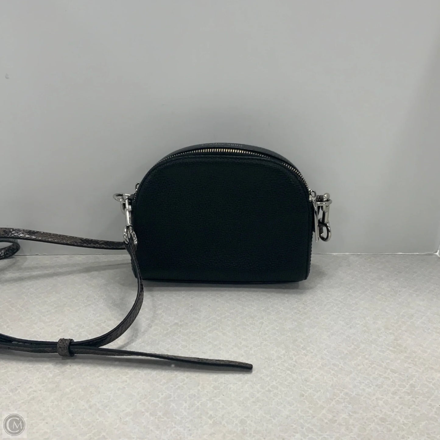 Crossbody Luxury Designer By Marc Jacobs, Size: Medium