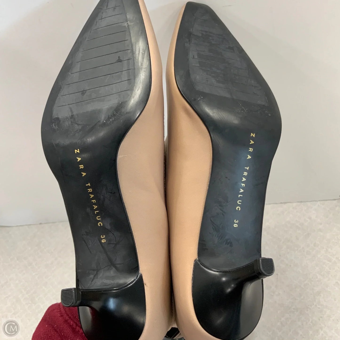 Boots Ankle Heels By Zara In Black & Tan, Size: 6