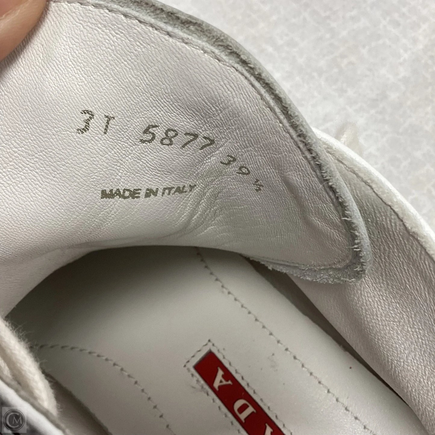 Shoes Luxury Designer By Prada In White, Size: 9.5