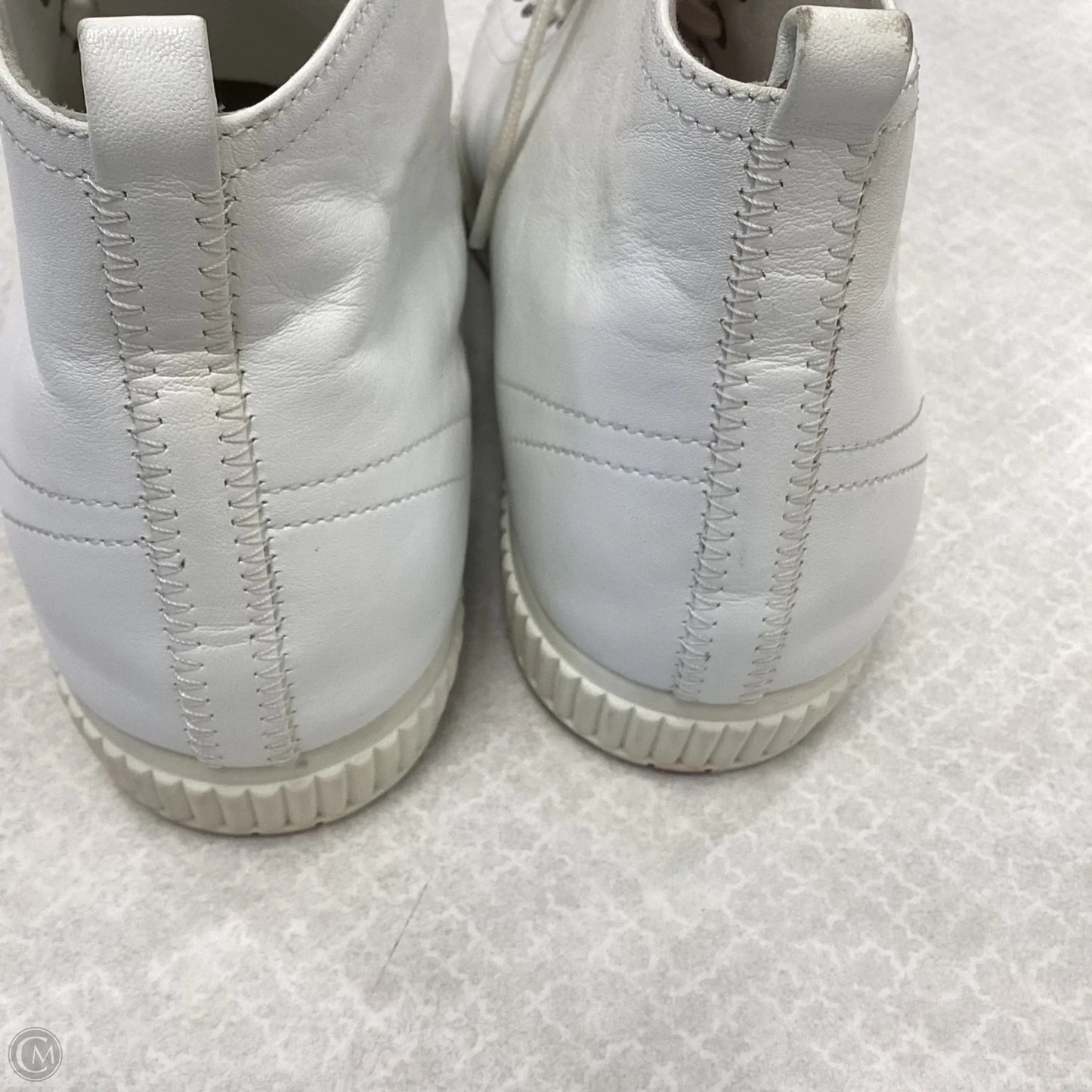 Shoes Luxury Designer By Prada In White, Size: 9.5