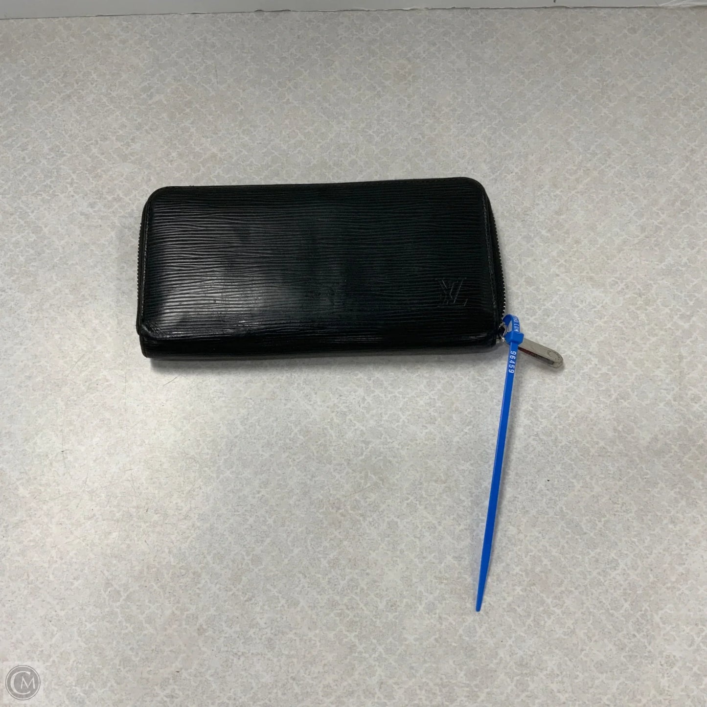 Wallet Luxury Designer By Louis Vuitton, Size: Medium