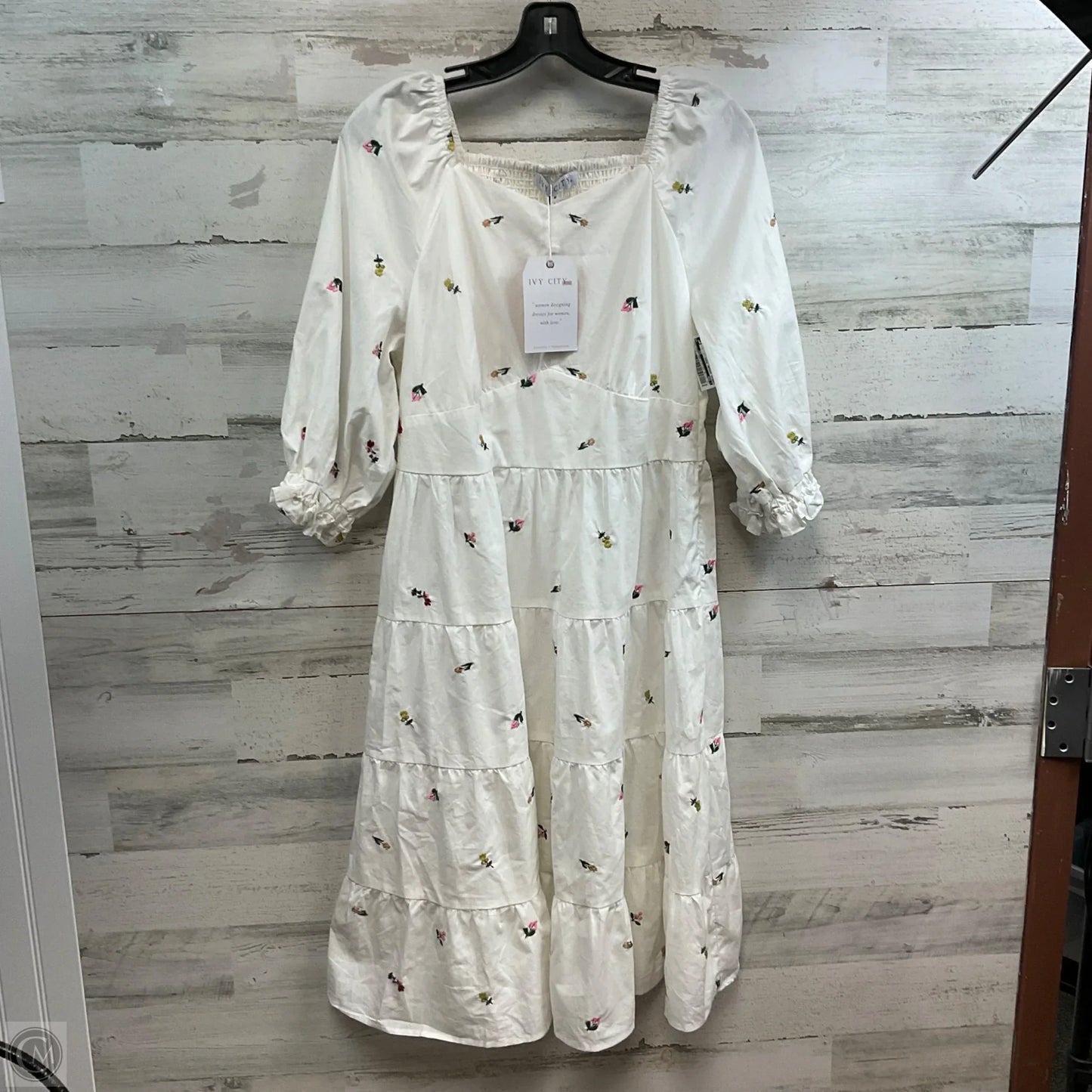 Dress Casual Midi By IVY CITY In White, Size: M