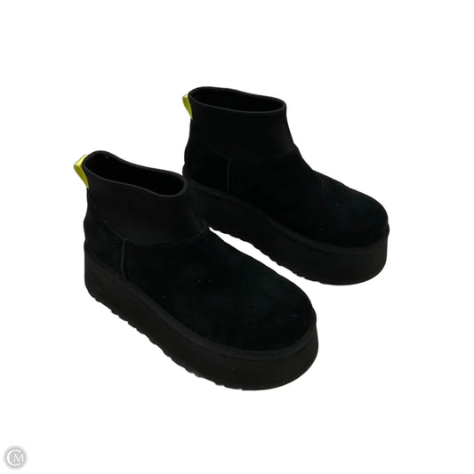Boots Ankle Flats By Ugg In Black, Size: 8