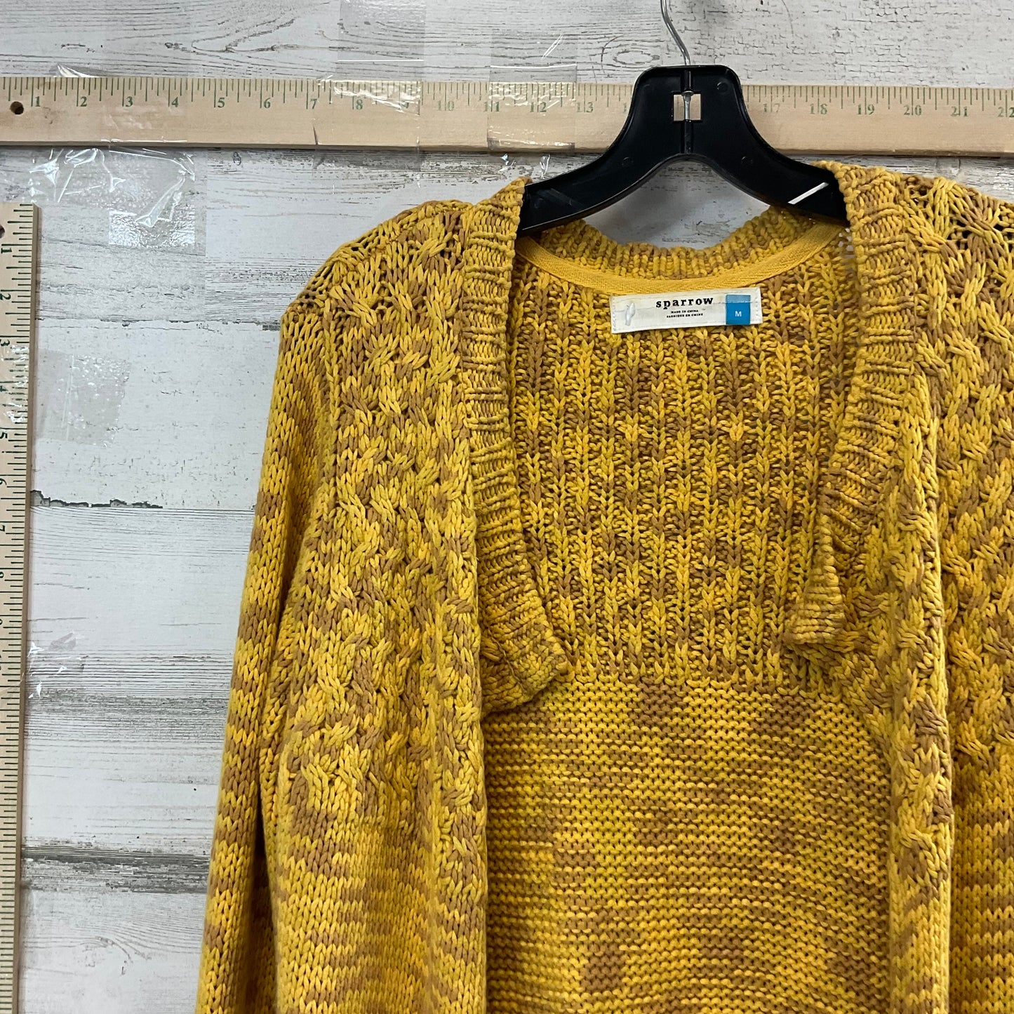 Gold Sweater Cardigan Sparrow, Size M