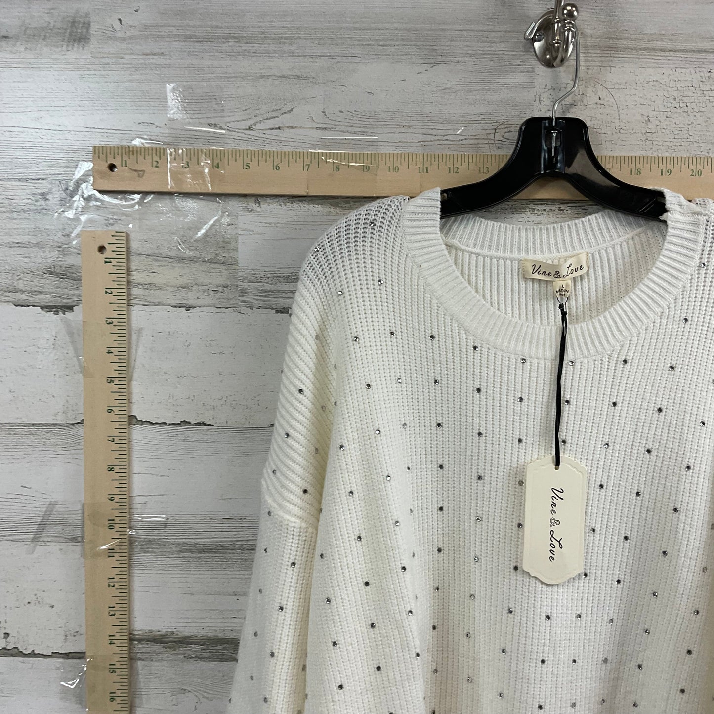 Sweater By VINE & LOVE Size: L