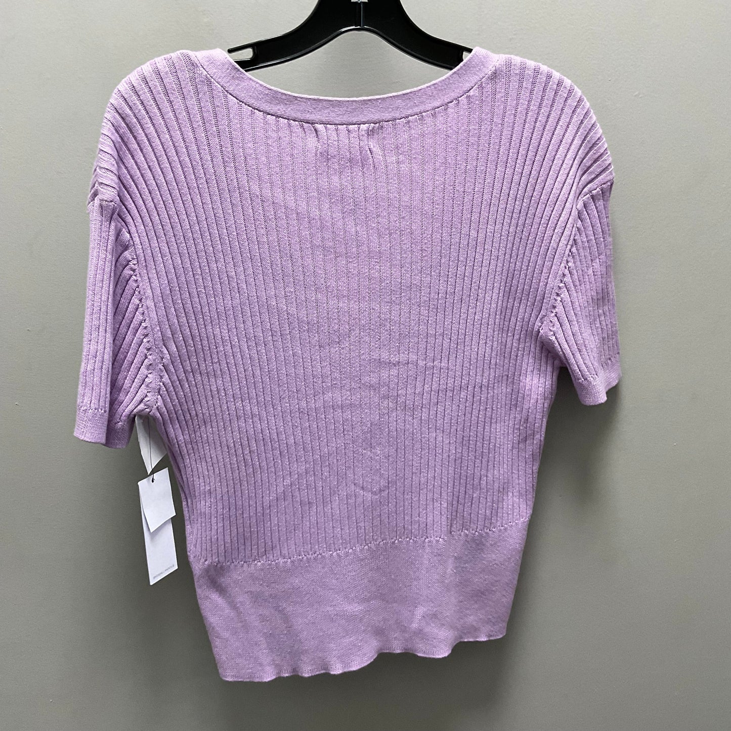 Top Short Sleeve By Kendall and Kylie  Size: Xl