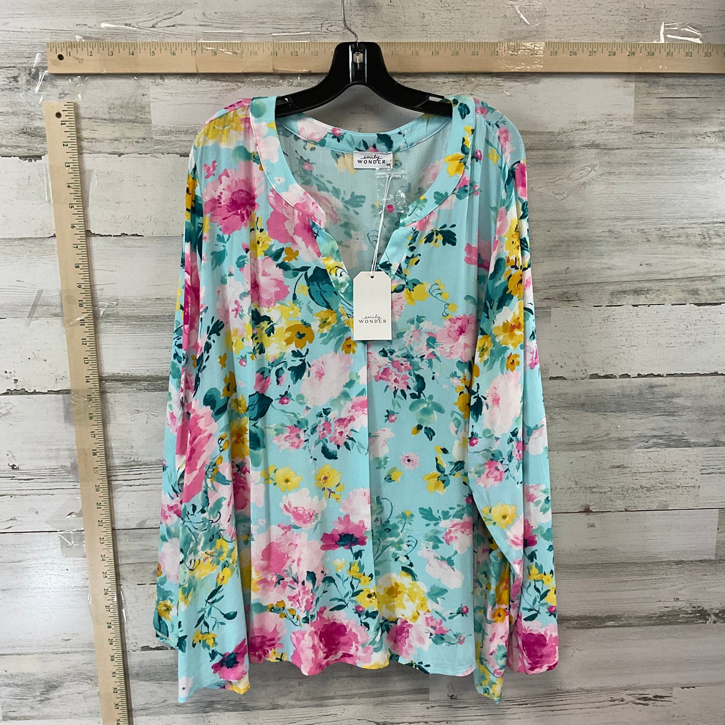 Top Long Sleeve By EMILY WONDER Size: 3x