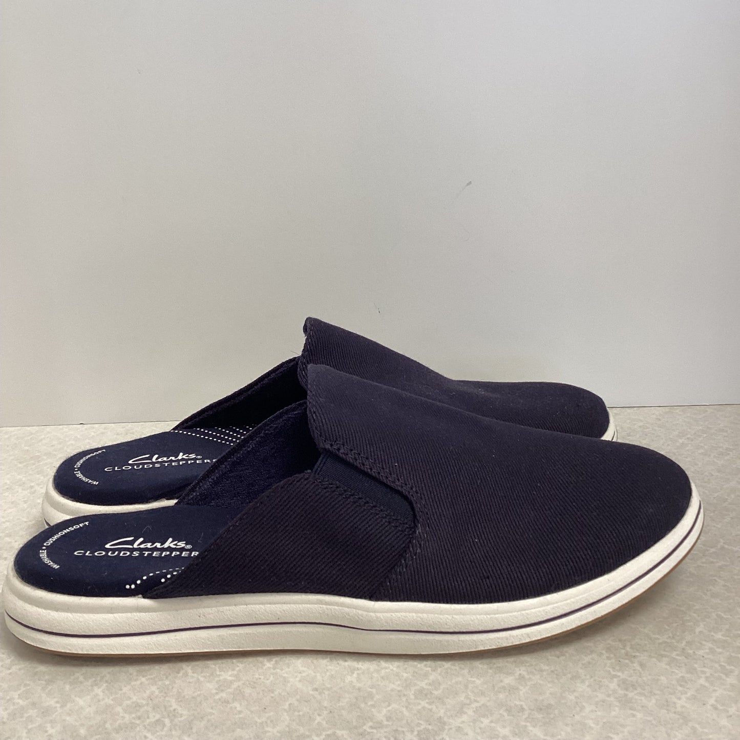 Blue Shoes Flats Clarks, Size 9.5