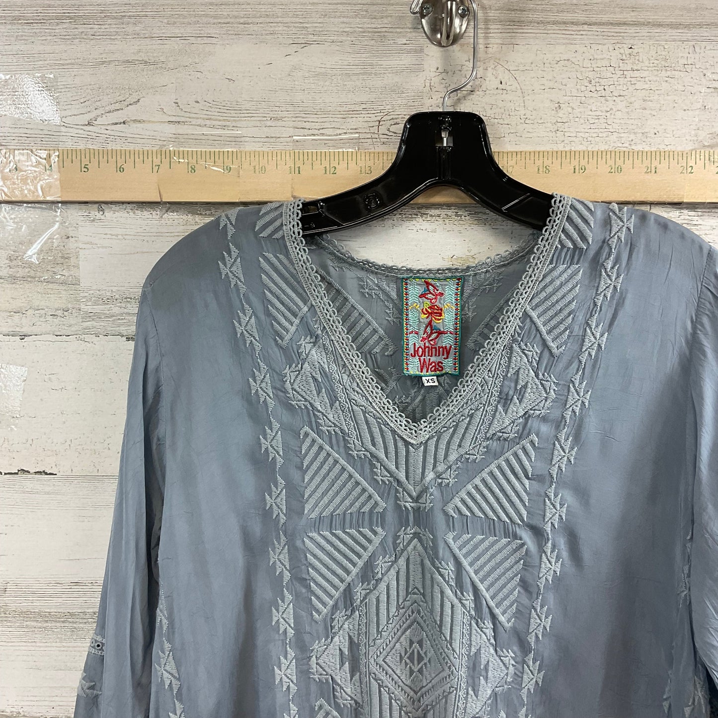 Grey Top Long Sleeve Johnny Was, Size Xs