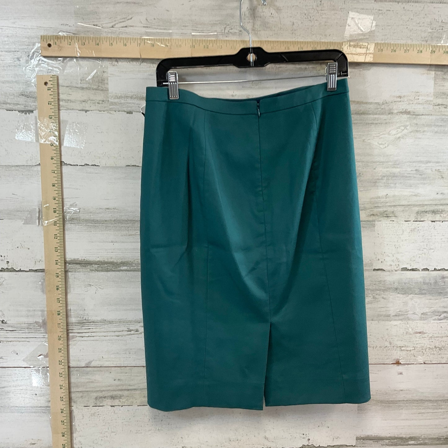 Green Skirt Mini & Short J. Crew, Size 6
