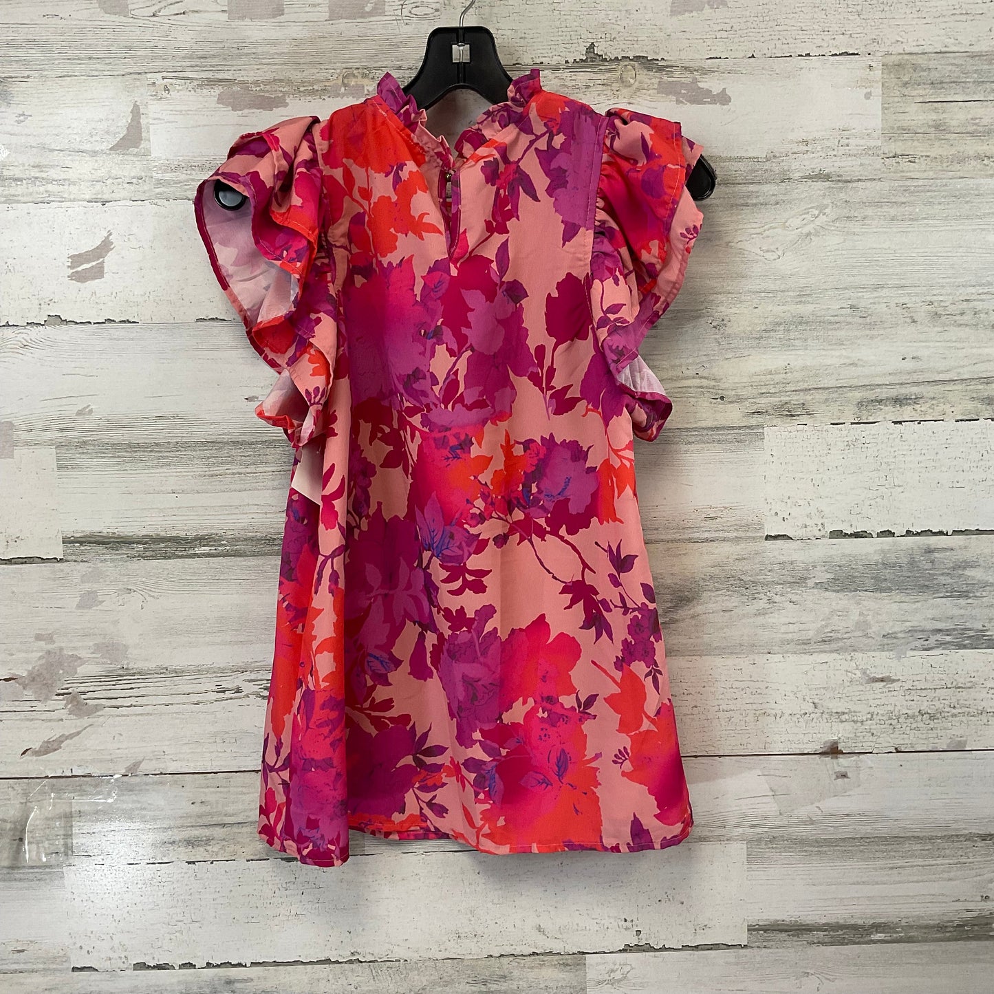 Top Short Sleeve By Entro In Pink, Size: S