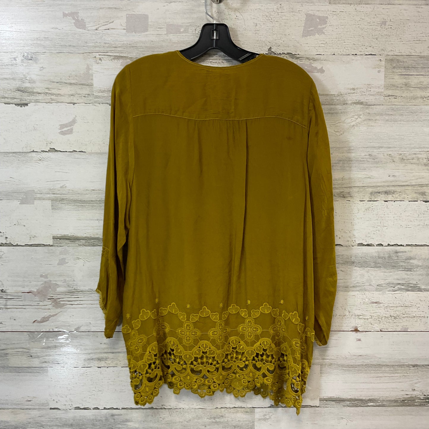 Blouse 3/4 Sleeve By Johnny Was In Green, Size: M