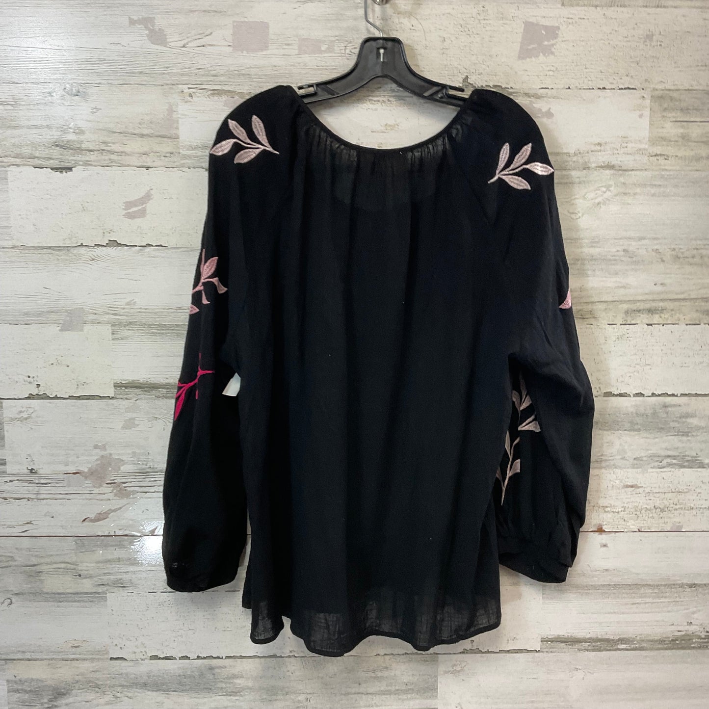 Top Long Sleeve By Savanna Jane In Black, Size: 3x