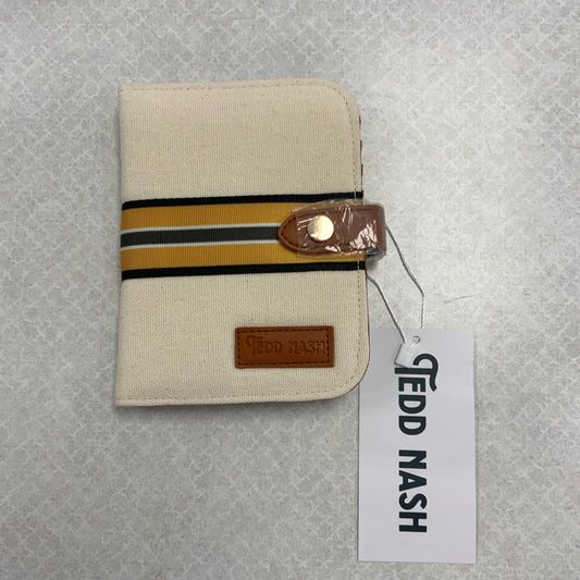 Wallet By Cmb, Size: Medium