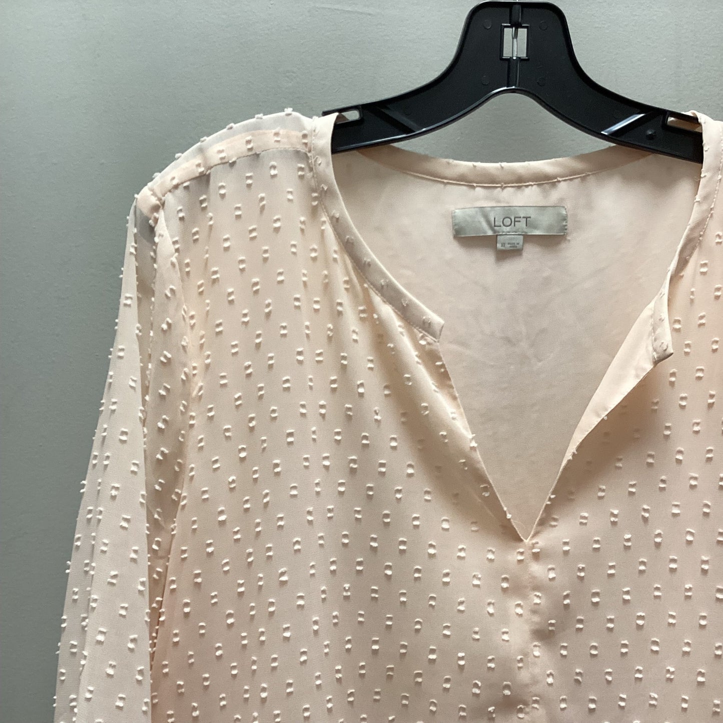 Top Long Sleeve By Loft In Peach, Size: Xl