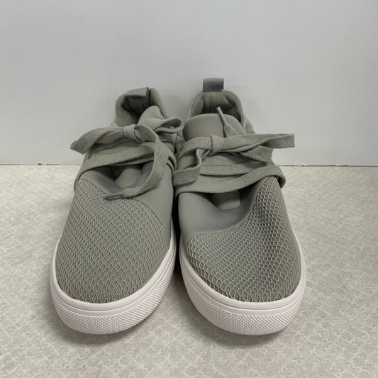 Shoes Athletic By Steve Madden In Grey, Size: 6.5