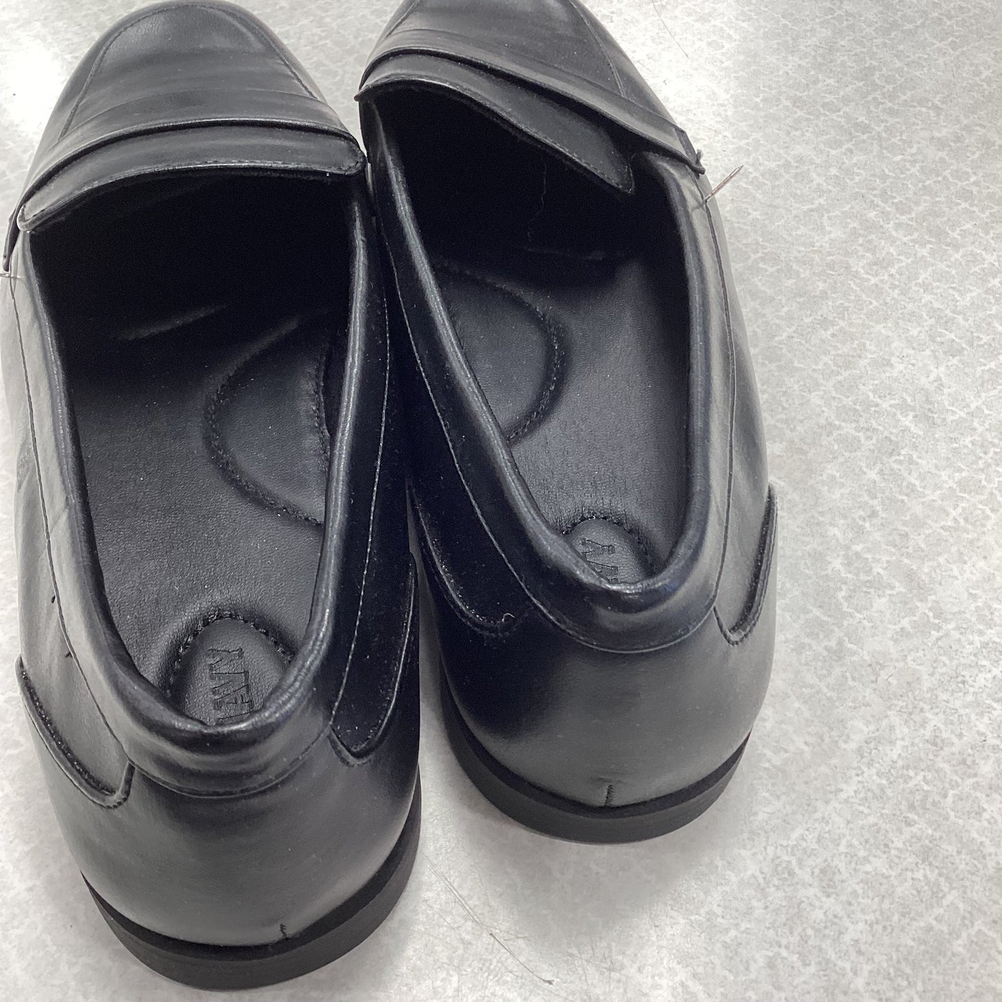 Shoes Flats By Old Navy In Black, Size: 11