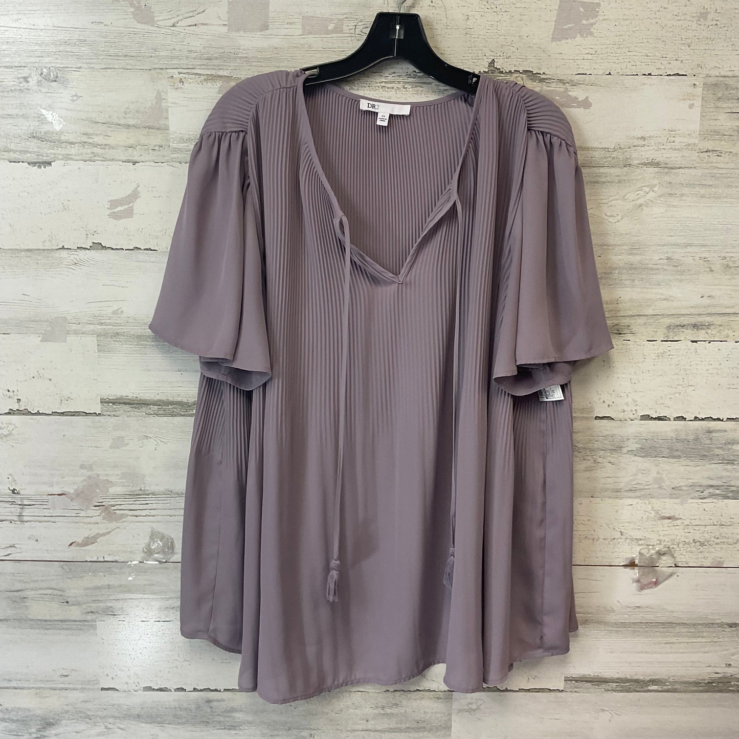 Top Short Sleeve By Daniel Rainn In Purple, Size: 2x