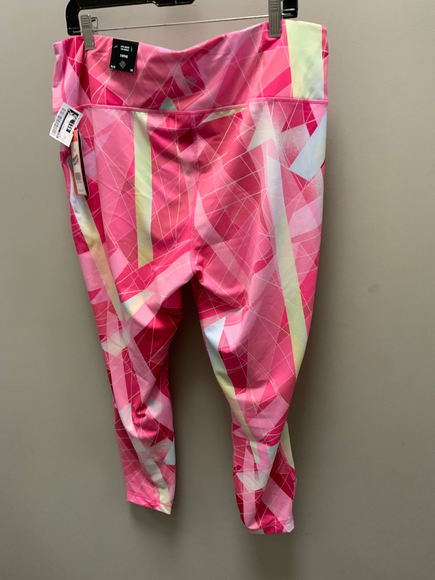 Athletic Capris By Zelos In Pink, Size: 2x