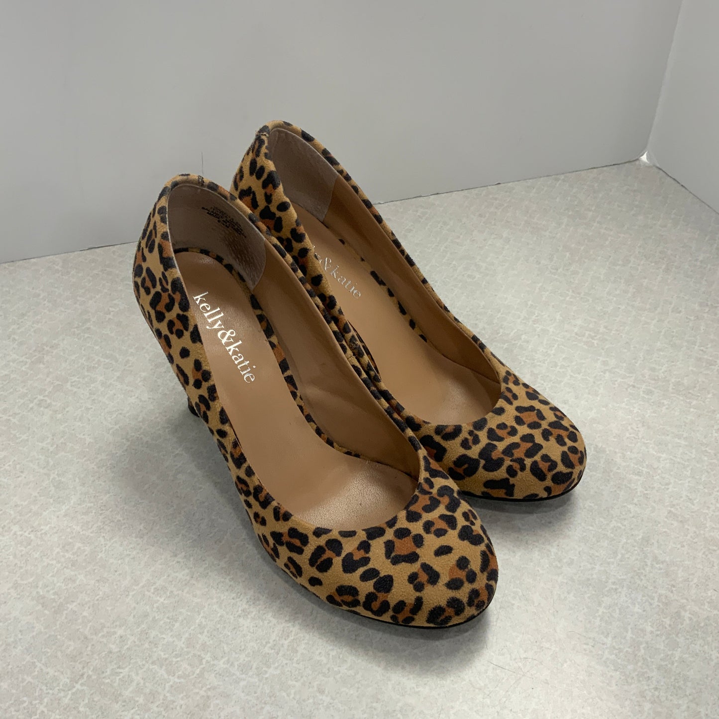 Shoes Heels Kitten By Kelly And Katie In Animal Print, Size: 6.5