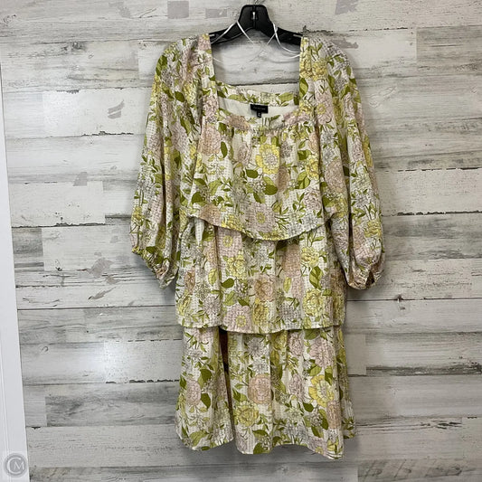 Dress Casual Short By Who What Wear In Green, Size: M