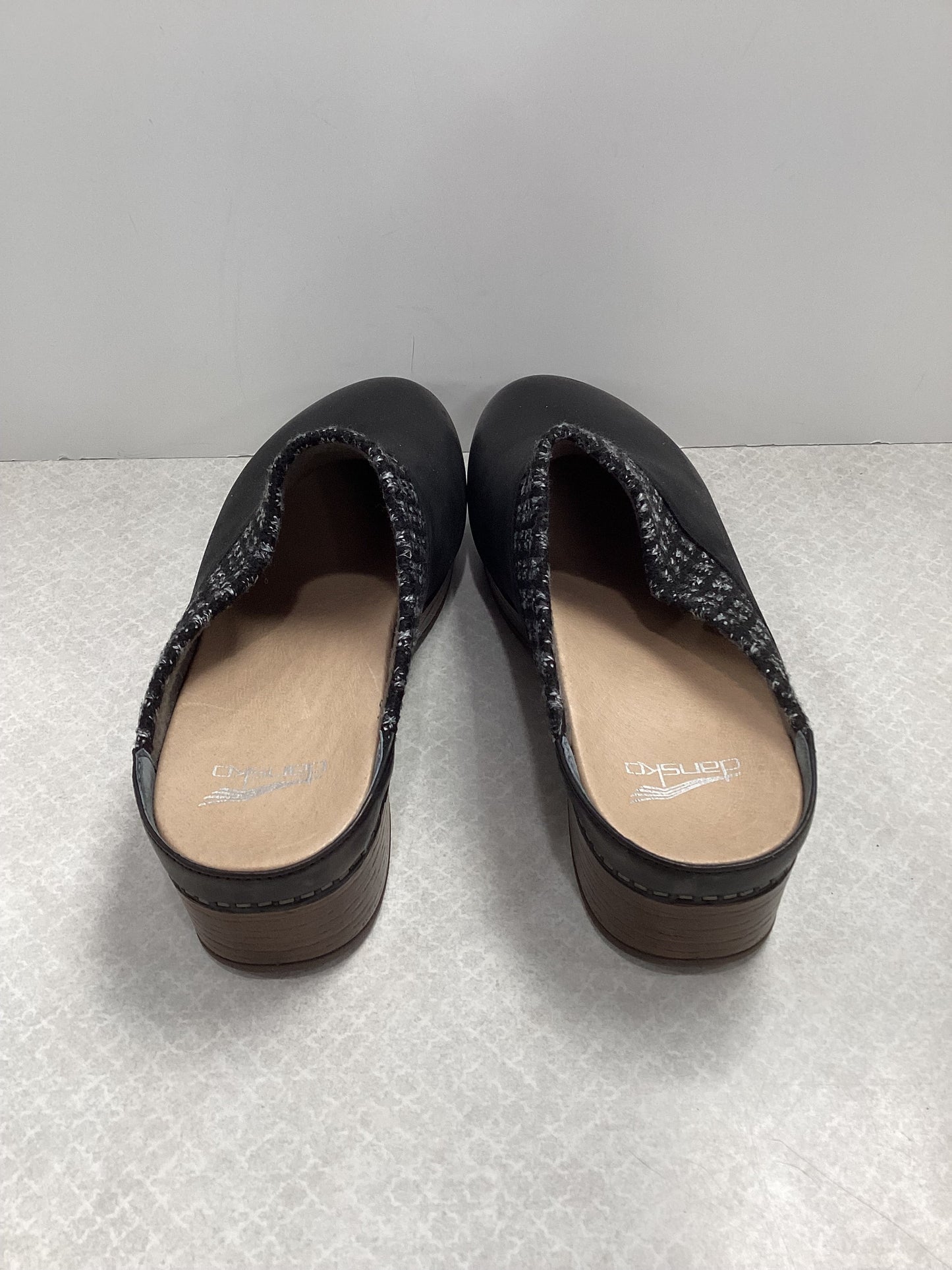 Shoes Heels Block By Dansko In Black, Size: 10