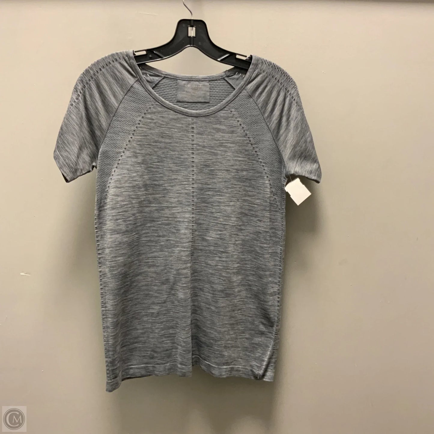Athletic Top Short Sleeve By Athleta In Grey, Size: M