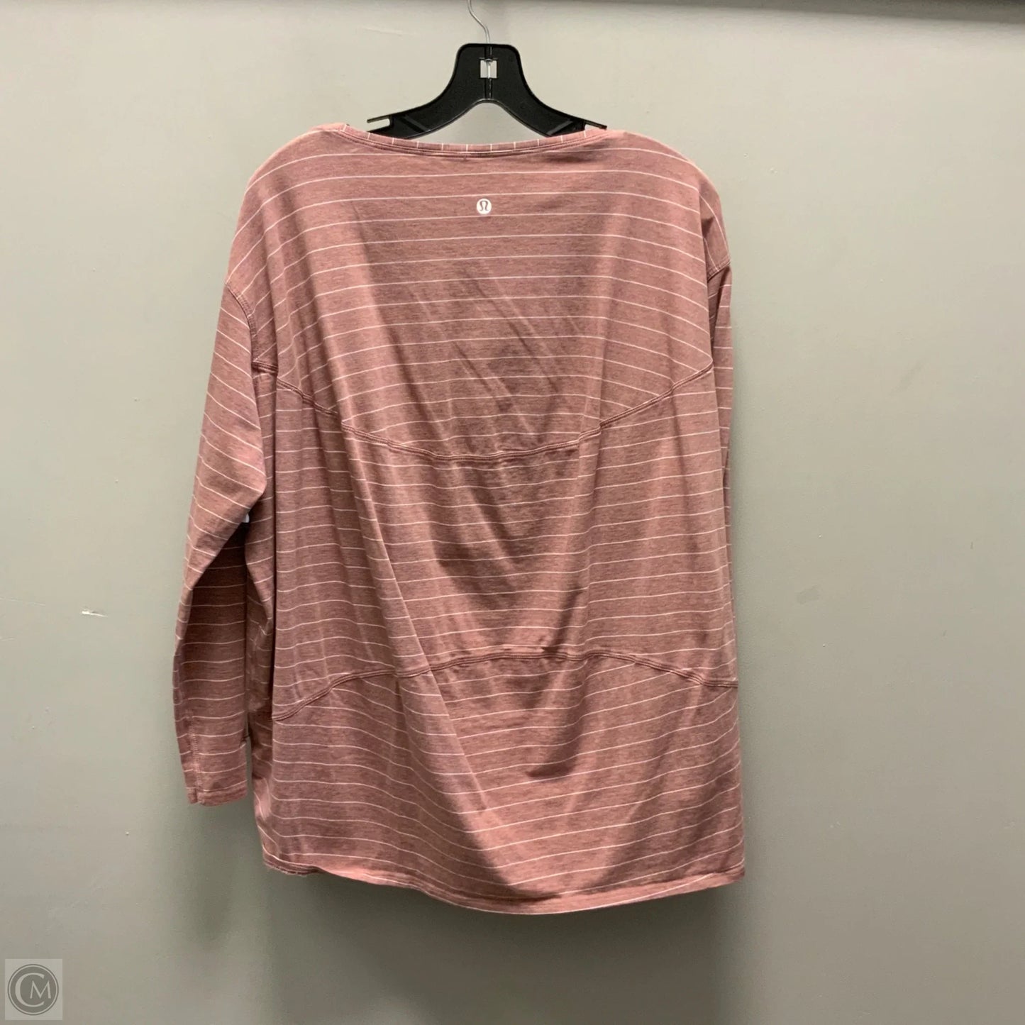 Athletic Top Long Sleeve Crewneck By Lululemon In Pink, Size: M
