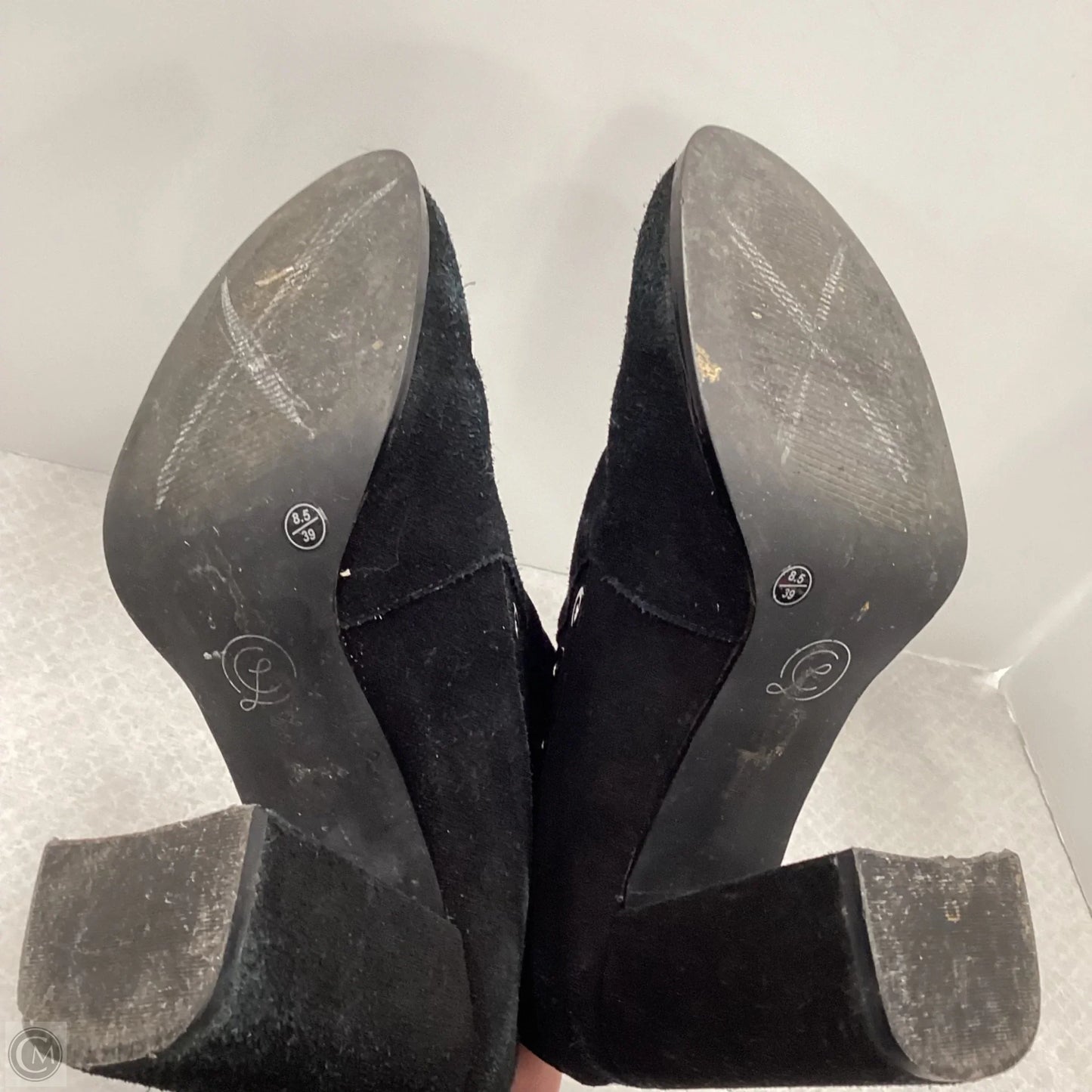 Boots Ankle Heels By Chinese Laundry In Black, Size: 8.5