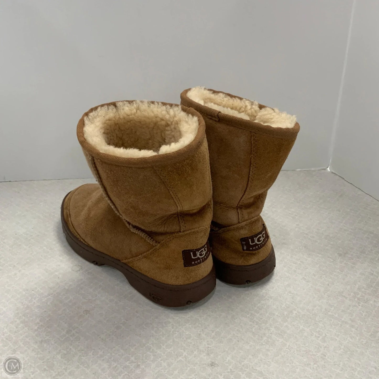 Boots Ankle Flats By Ugg In Brown, Size: 5