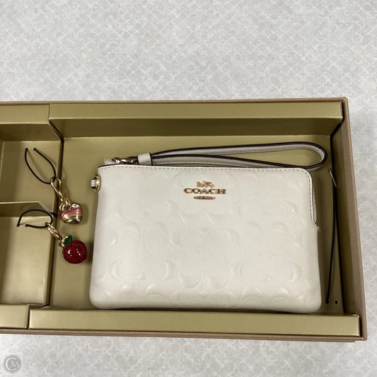 Wristlet Designer By Coach, Size: Large