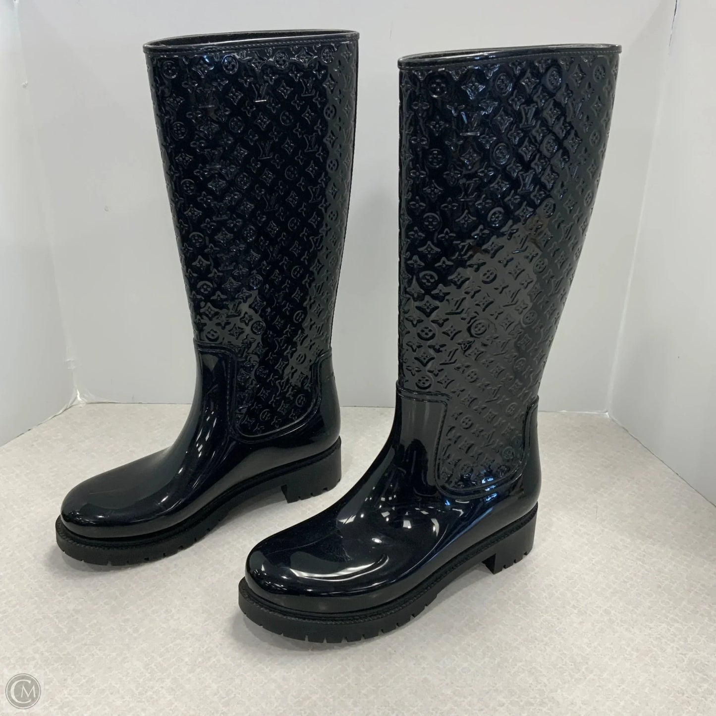 Boots Luxury Designer By Louis Vuitton In Black, Size: 9