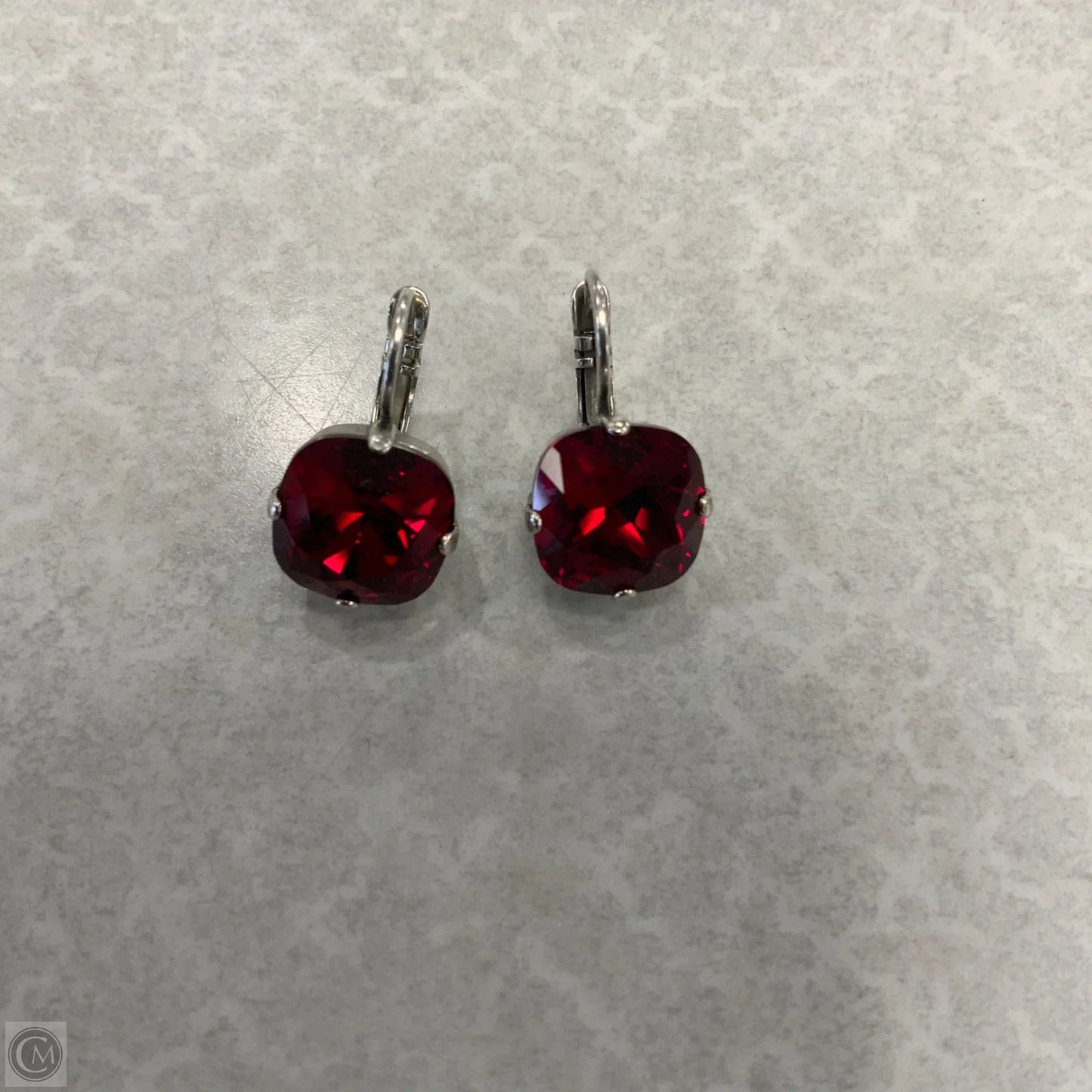 Earrings Dangle/drop By Mariana