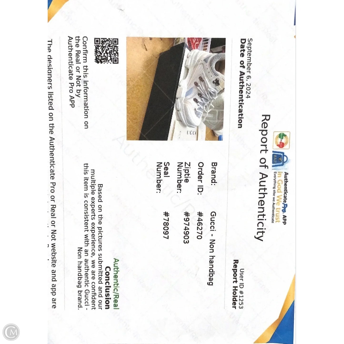 Shoes Luxury Designer By Gucci In White, Size: 5.5