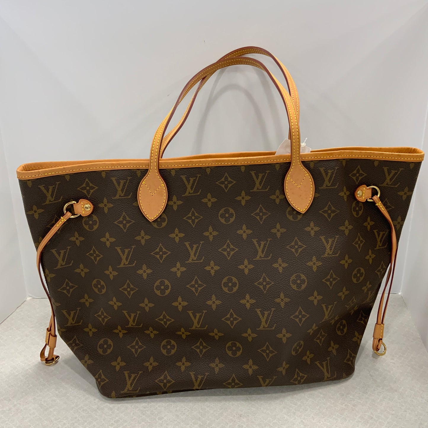 Brown Handbag Luxury Designer Louis Vuitton, Size Medium