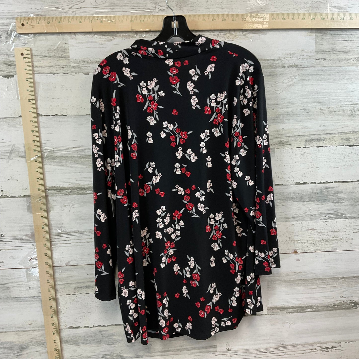 Black & Red Top Long Sleeve Charter Club, Size 3x