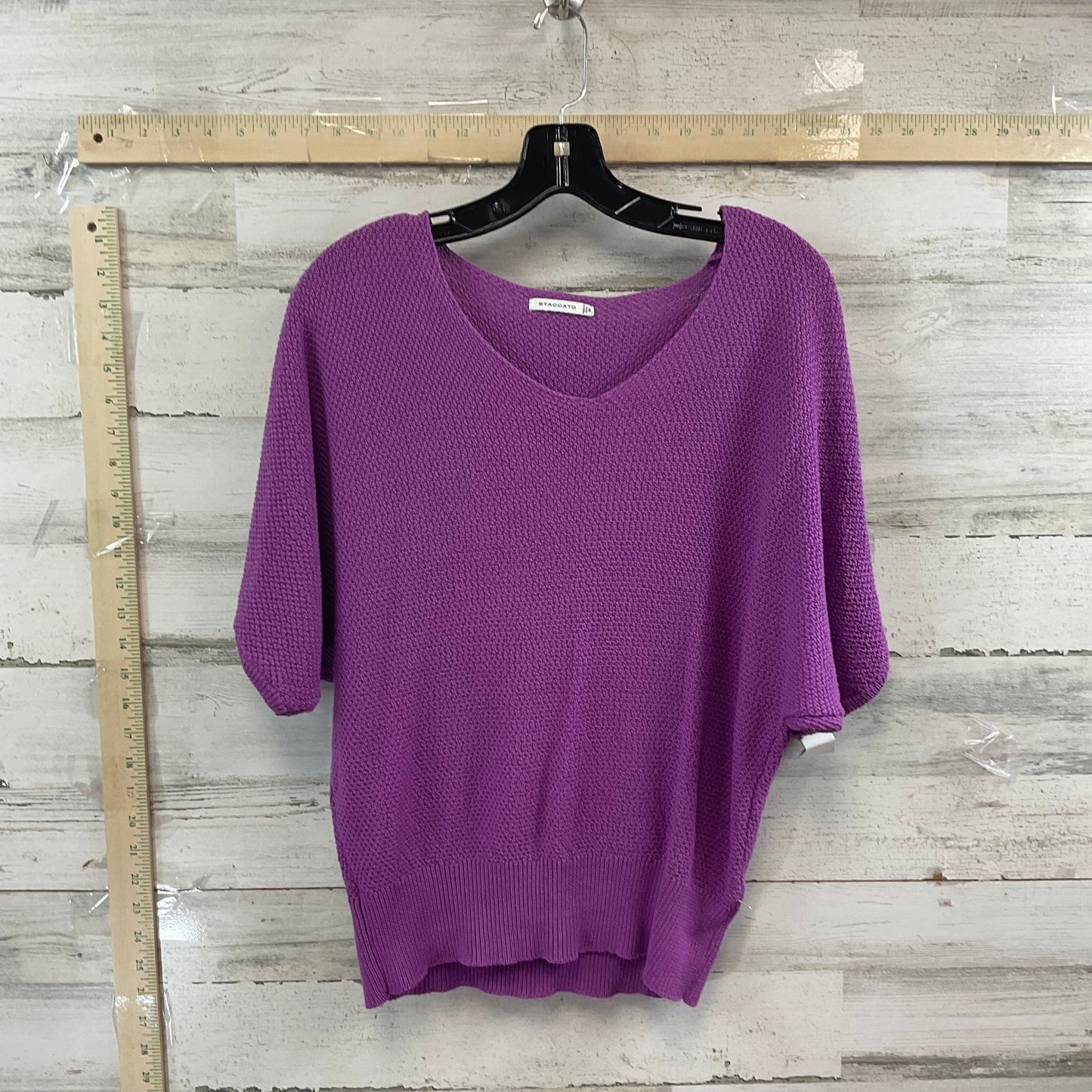 Purple Top Short Sleeve Staccato, Size M