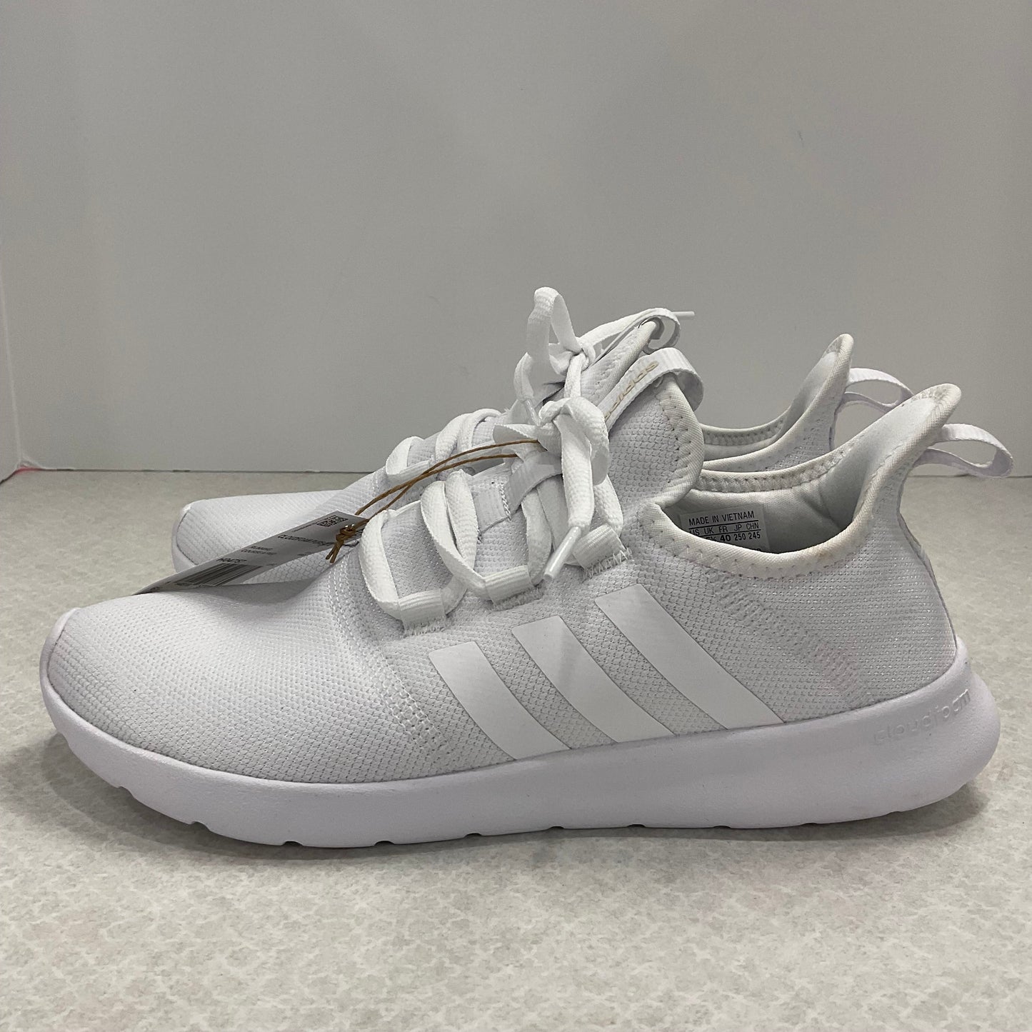 White Shoes Athletic Adidas, Size 8