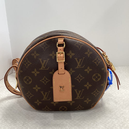 Handbag Luxury Designer Louis Vuitton, Size Medium