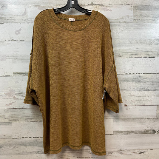 Top Short Sleeve By Pol In Brown, Size: M