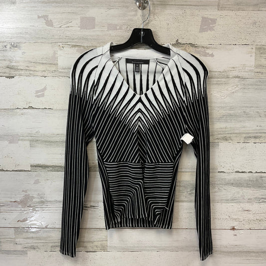 Top Long Sleeve By White House Black Market In Black & White, Size: Xs