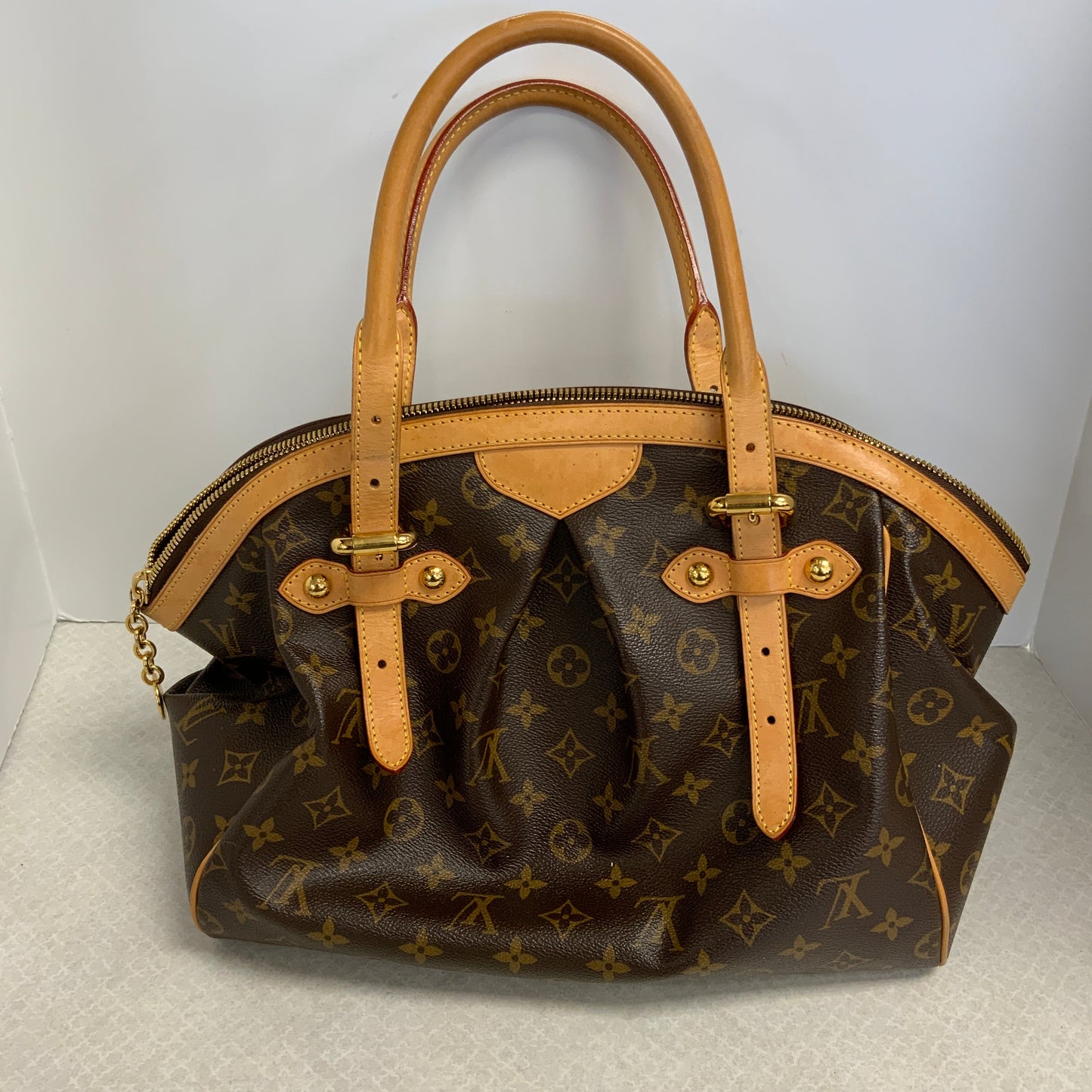 Handbag Luxury Designer By Louis Vuitton, Size: Large