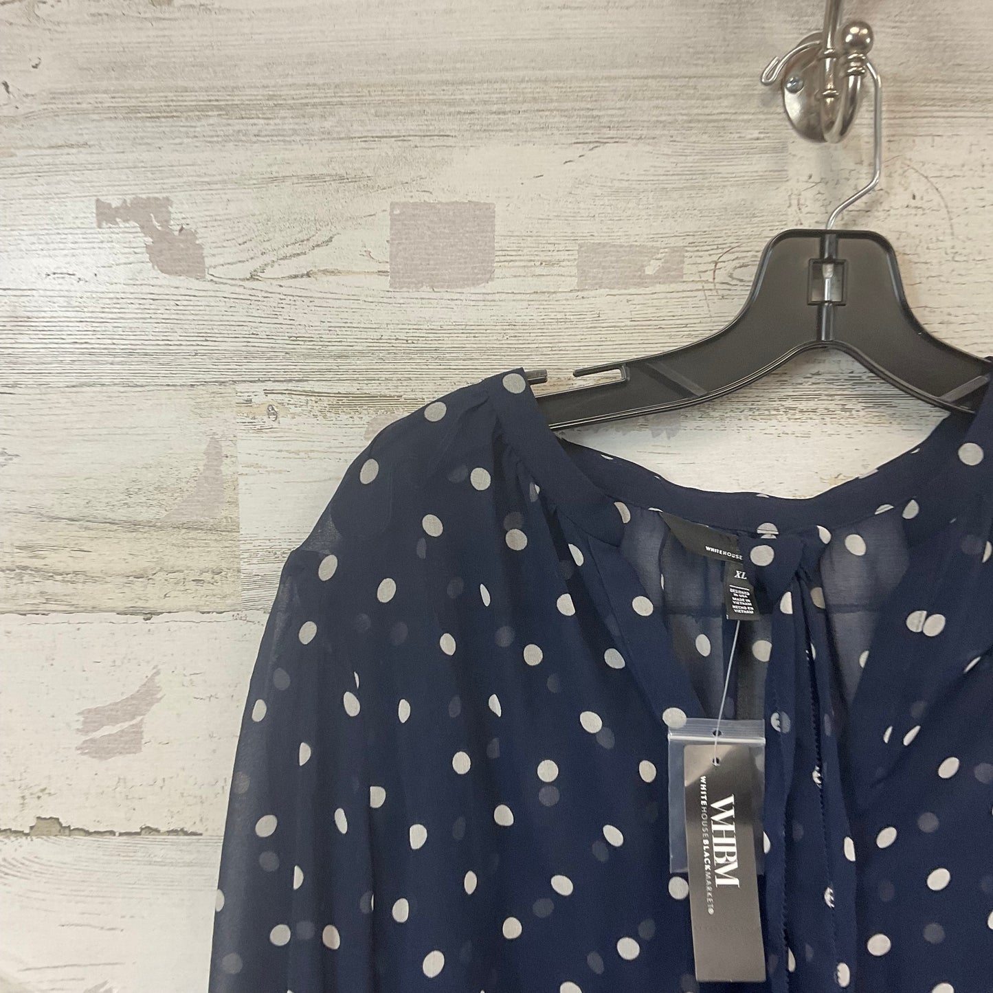 Blouse Long Sleeve By White House Black Market In Navy, Size: Xl