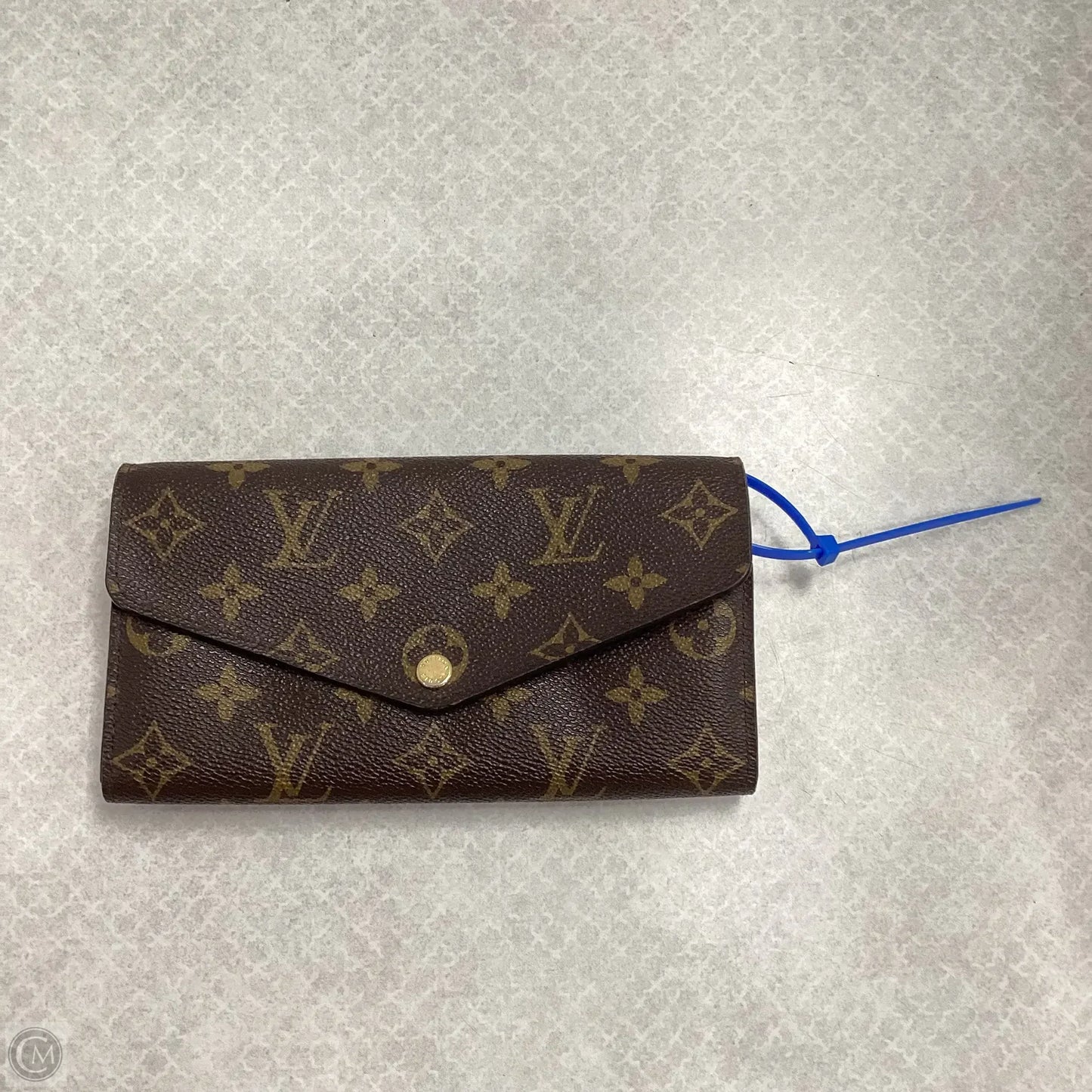 Wallet Luxury Designer By Louis Vuitton, Size: Medium