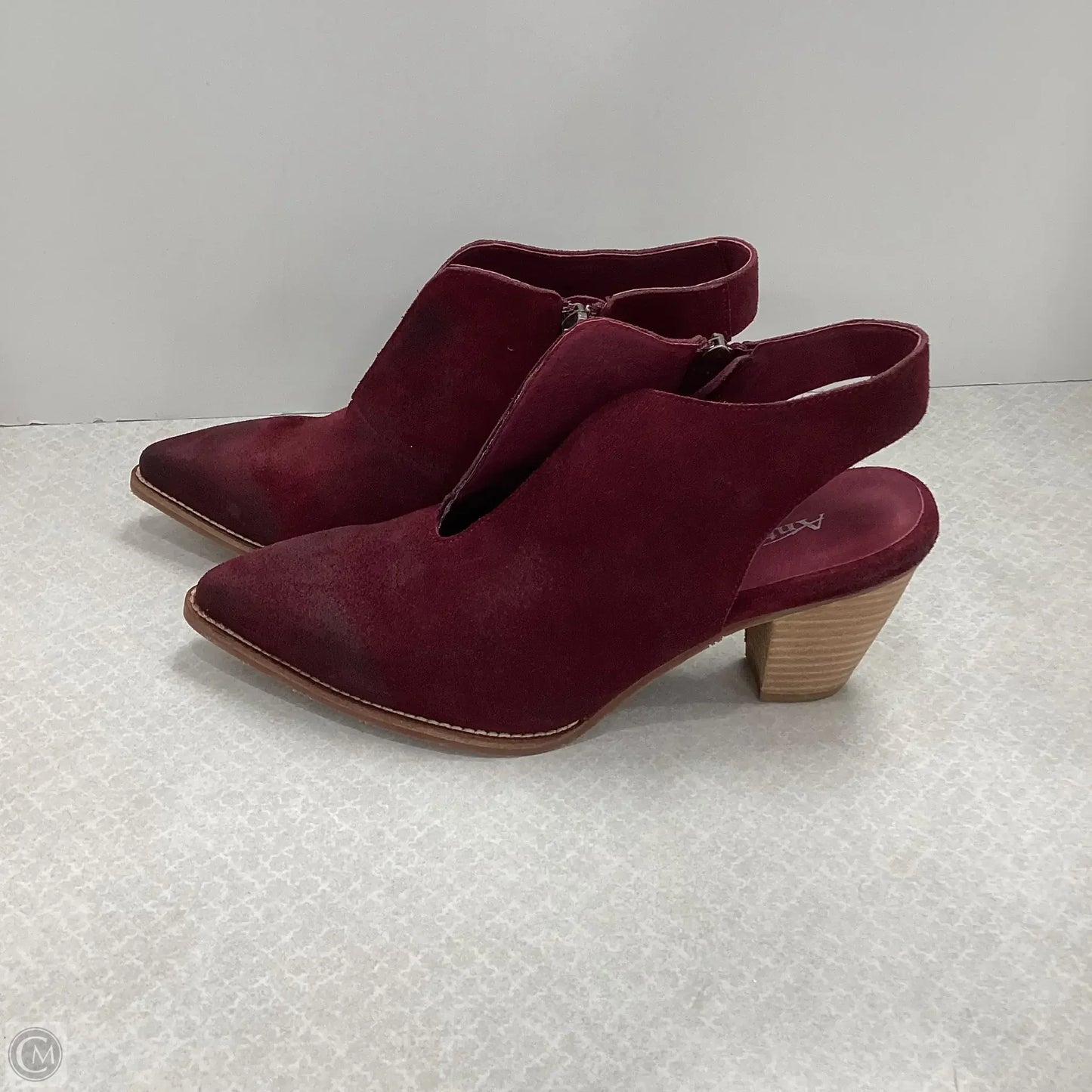 Shoes Heels Block By Cma In Maroon, Size: 9